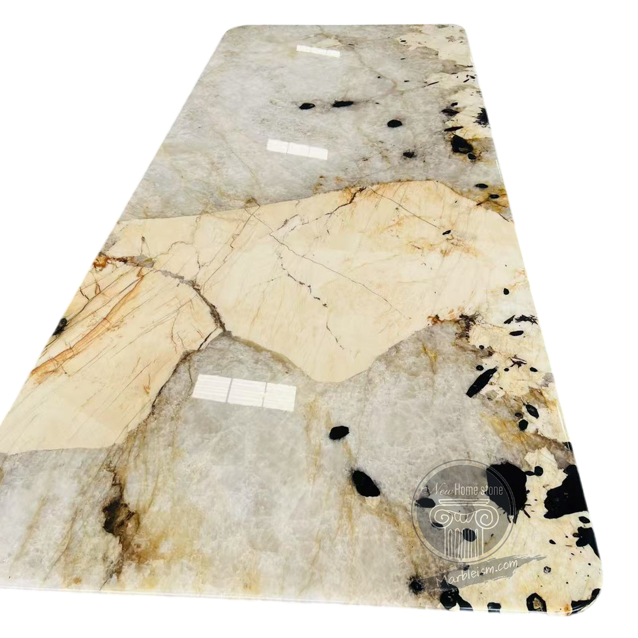 Modern marble table by Pandora