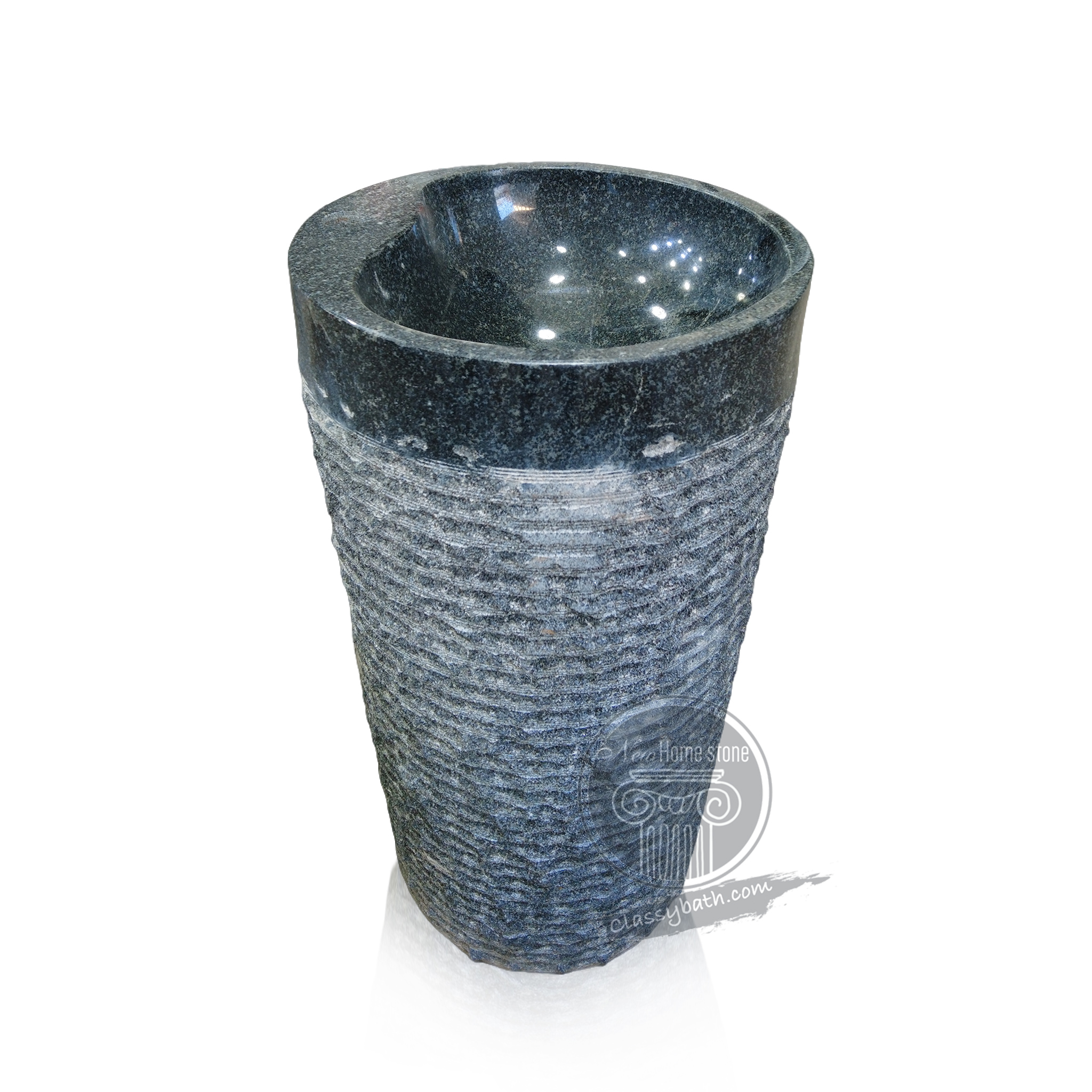 Small pedestal basin