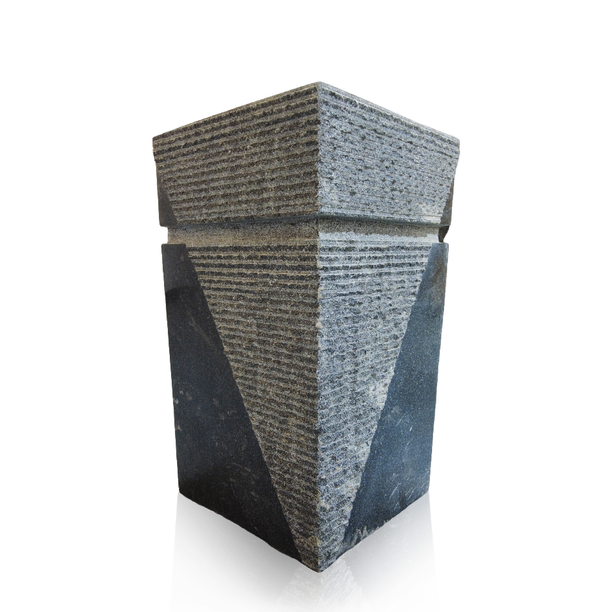 Petite pedestal sink